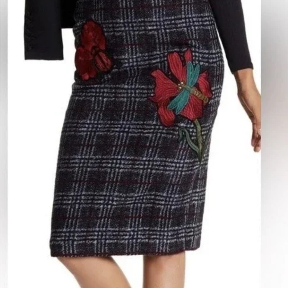 NWT Philosophy‎ Black Plaid Skirt with Red Floral Accents